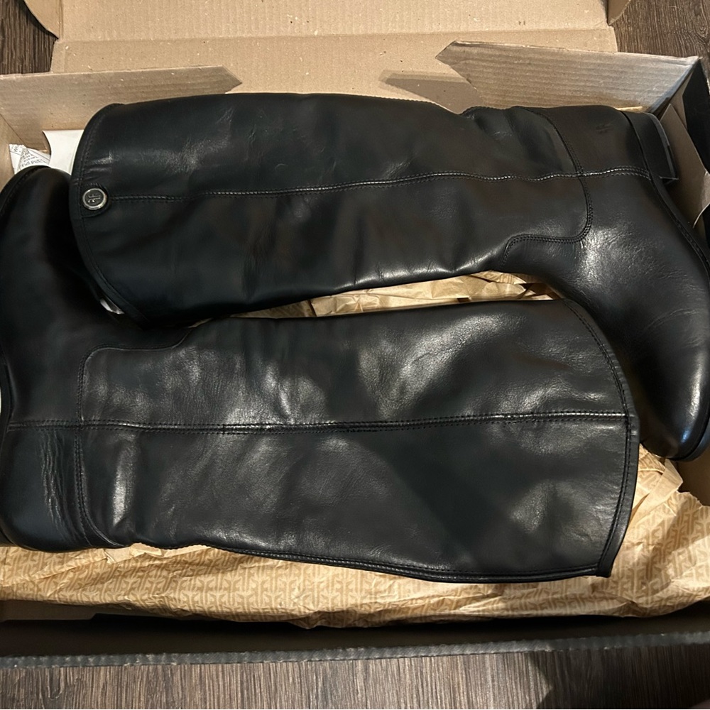 Frye women’s tall Melissa button boots
